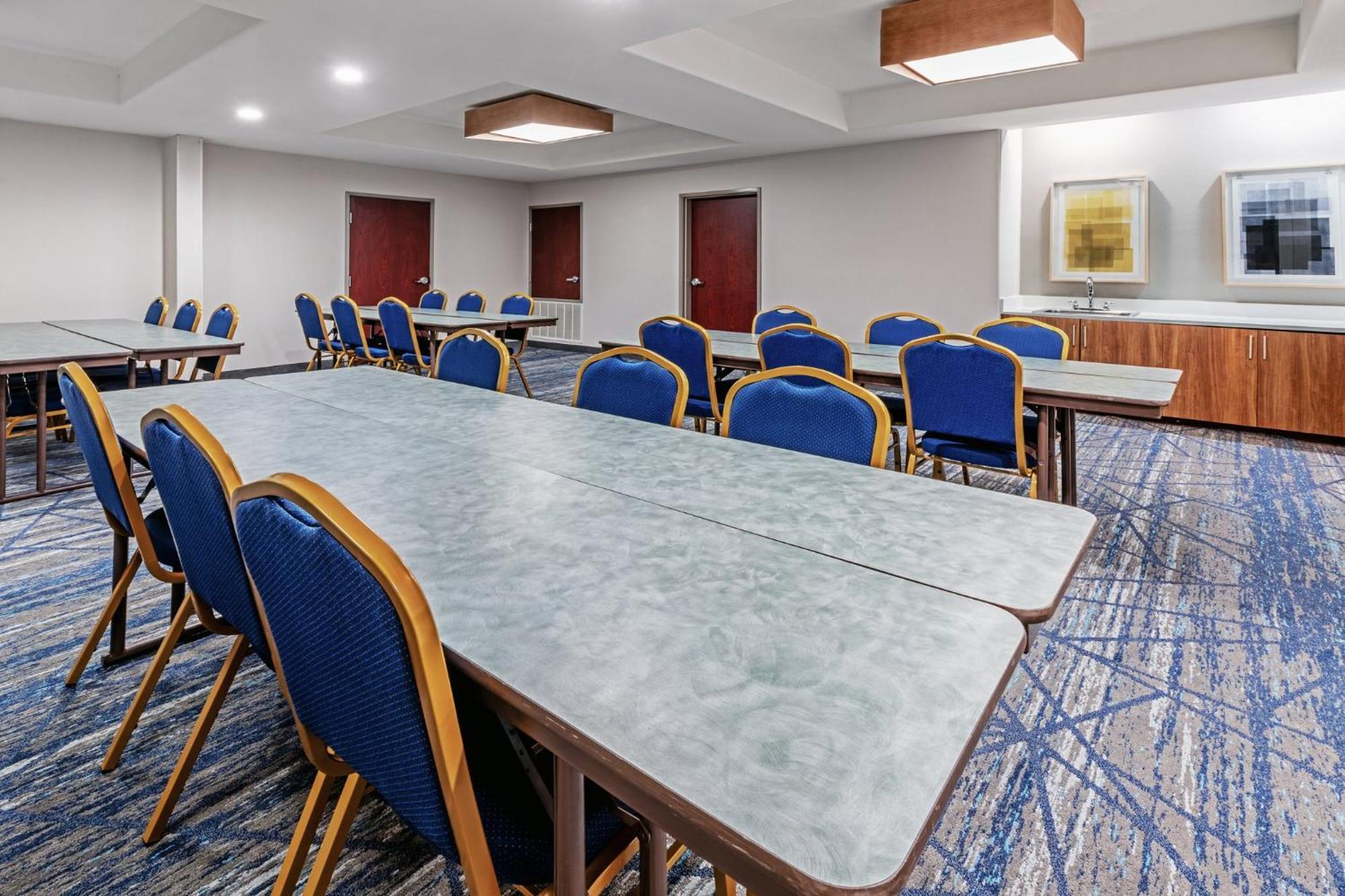 Holiday Inn Express Hotel & Suites Henderson - Traffic Star By Ihg Luaran gambar