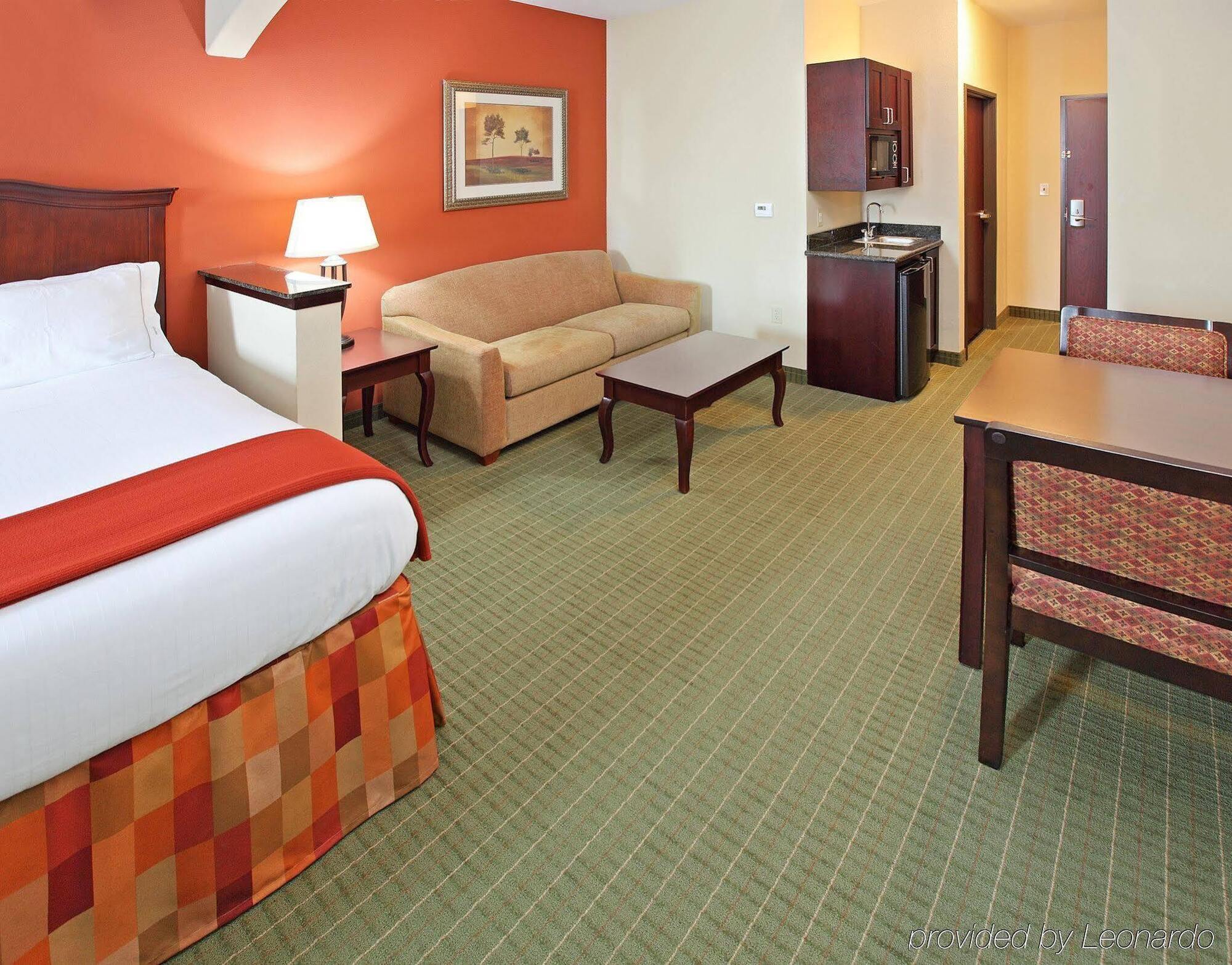 Holiday Inn Express Hotel & Suites Henderson - Traffic Star By Ihg Luaran gambar